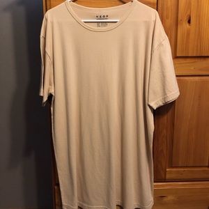 **NEW** long T-shirt by: Akomplice